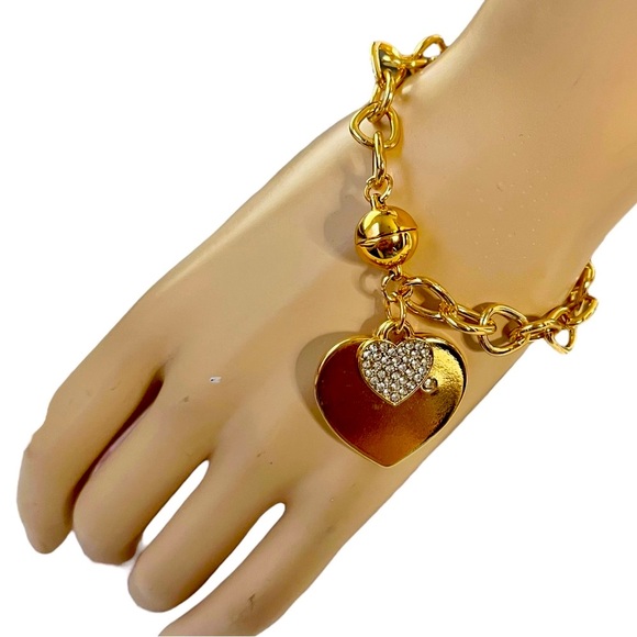 Charm Bracelet Gold Tone Heart Chain Rhinestones Magnetic Closure - Picture 1 of 6